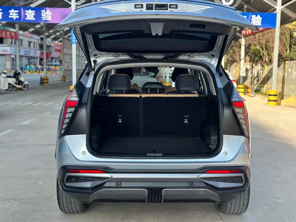 Geely Boyue L 2023 из CN, фото 6