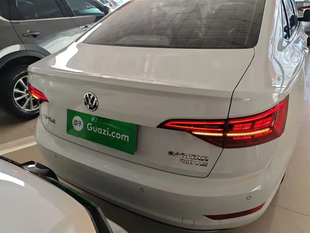 Volkswagen Sagitar 2022 из CN, фото 9