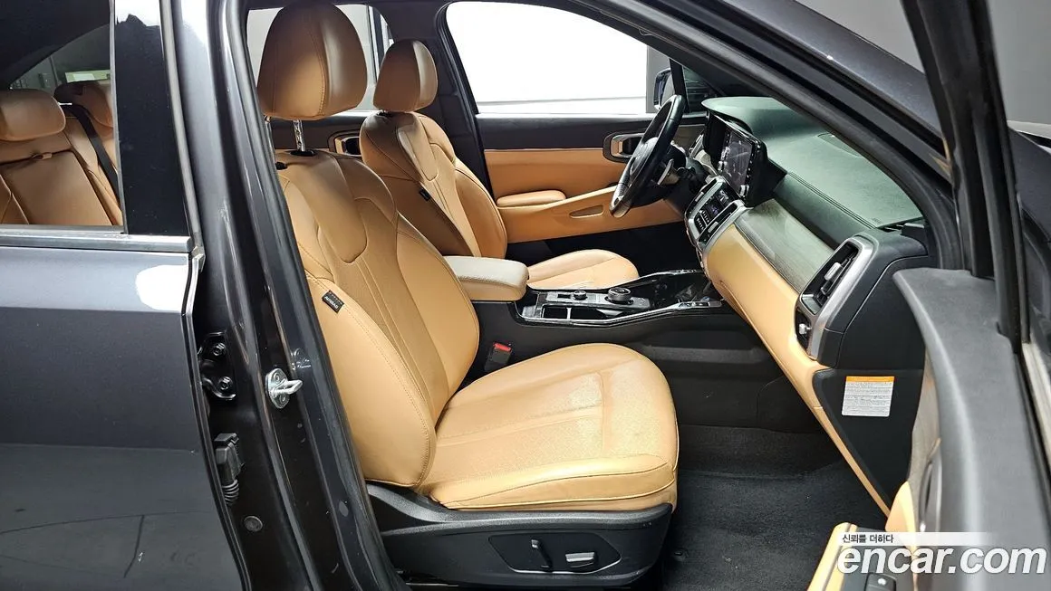 Kia Sorento — фото 7