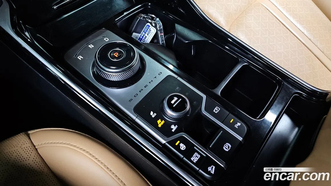 Kia Sorento — фото 8