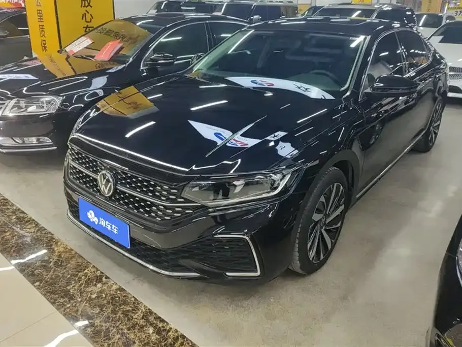 Volkswagen Passat 2023 из CN, фото 1