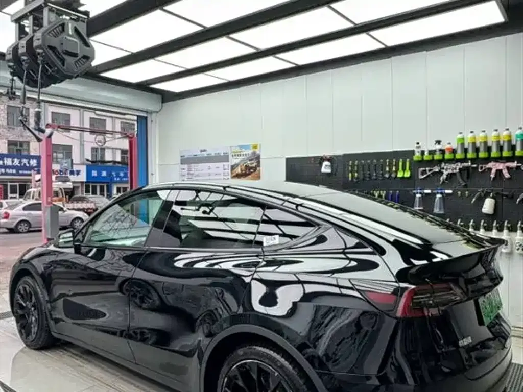 Tesla Model Y 2023 из CN, фото 4