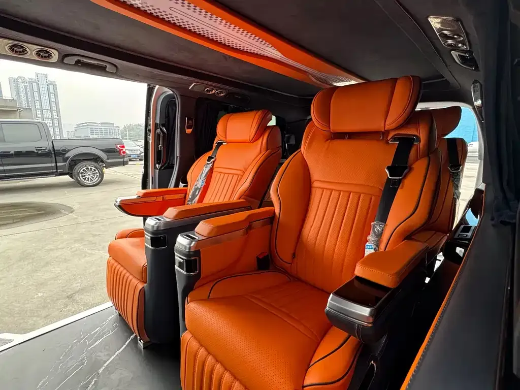 Mercedes-Benz Vito 2023 из CN, фото 10