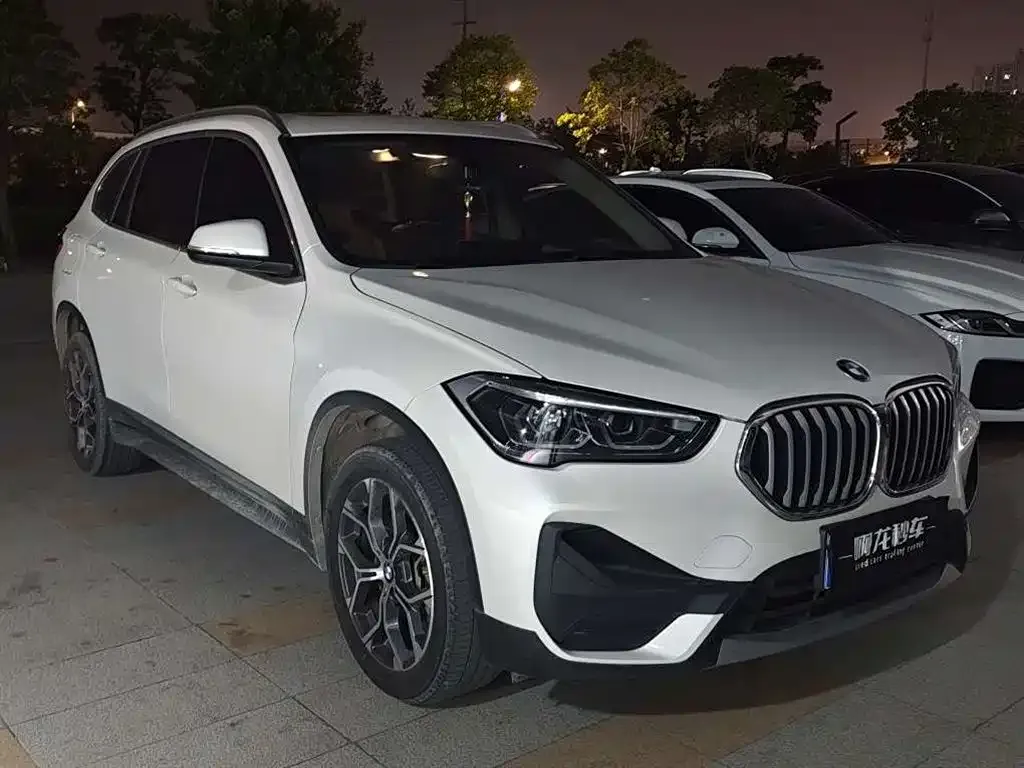 BMW X1 2021 из CN, фото 3