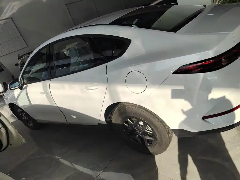 BYD Qin PLUS 2025 из CN, фото 7