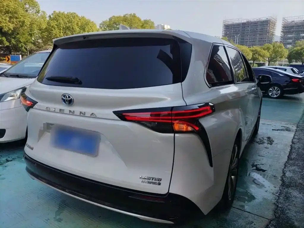 Toyota Sienna 2023 из CN, фото 7