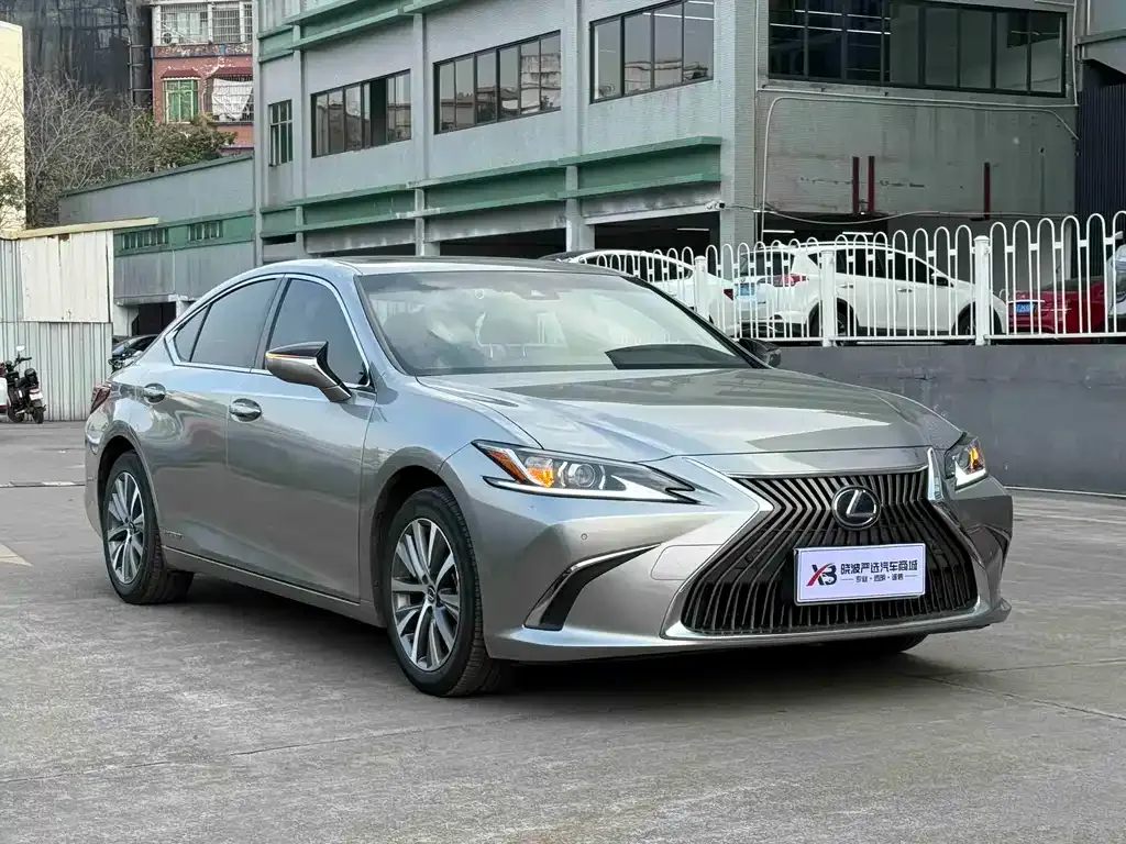 Lexus ES 2021 из CN, фото 9