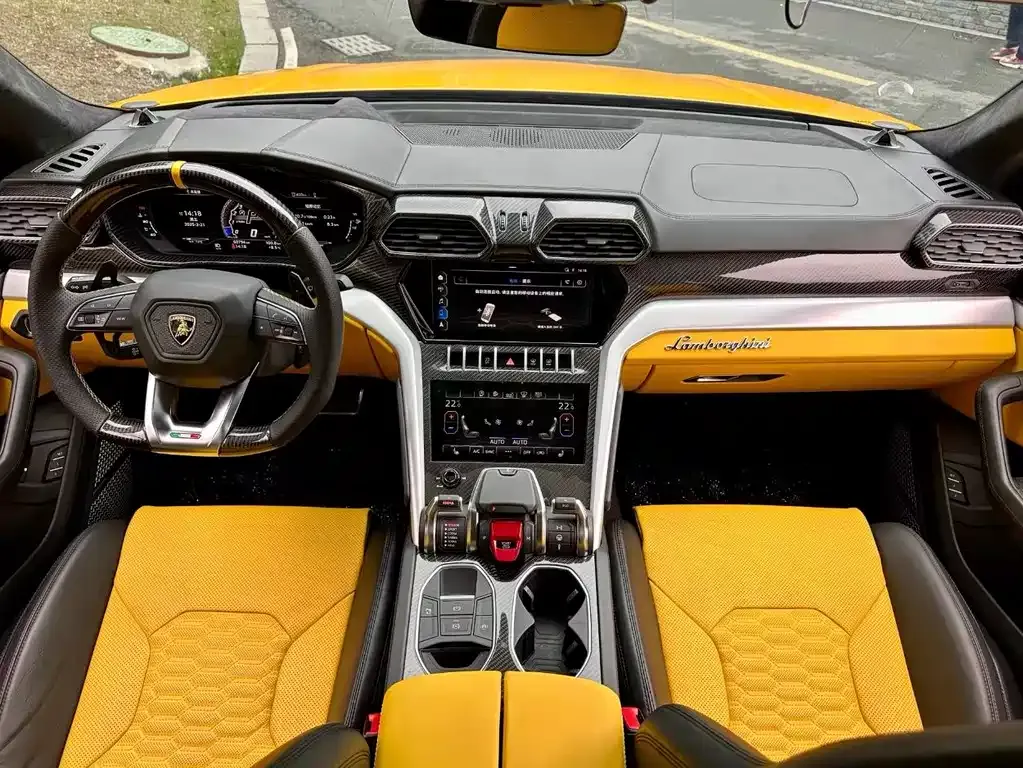 Lamborghini Urus 2021 из CN, фото 5