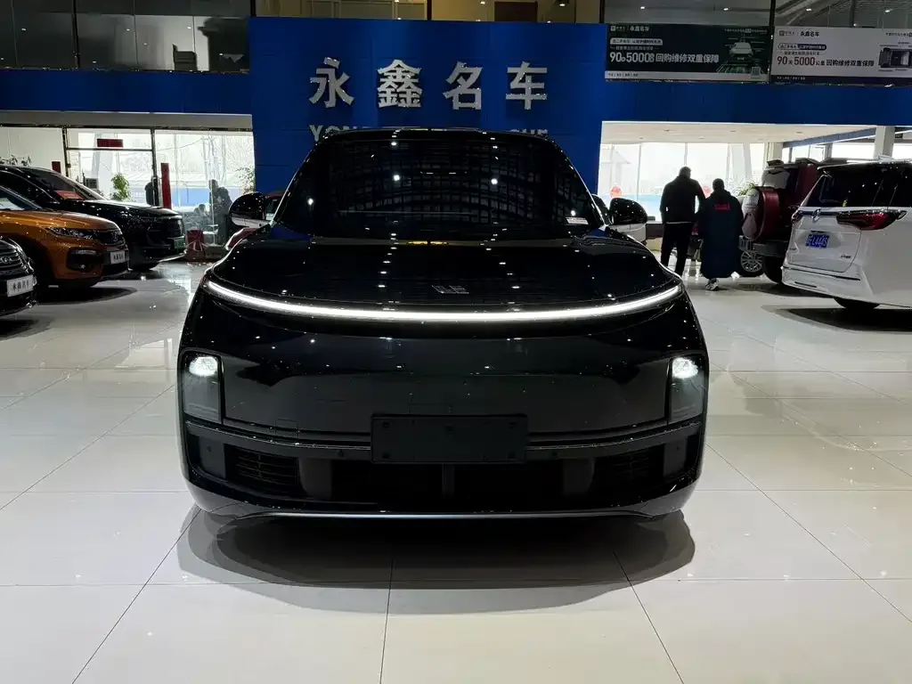 Li Auto L8 2024 из CN, фото 3