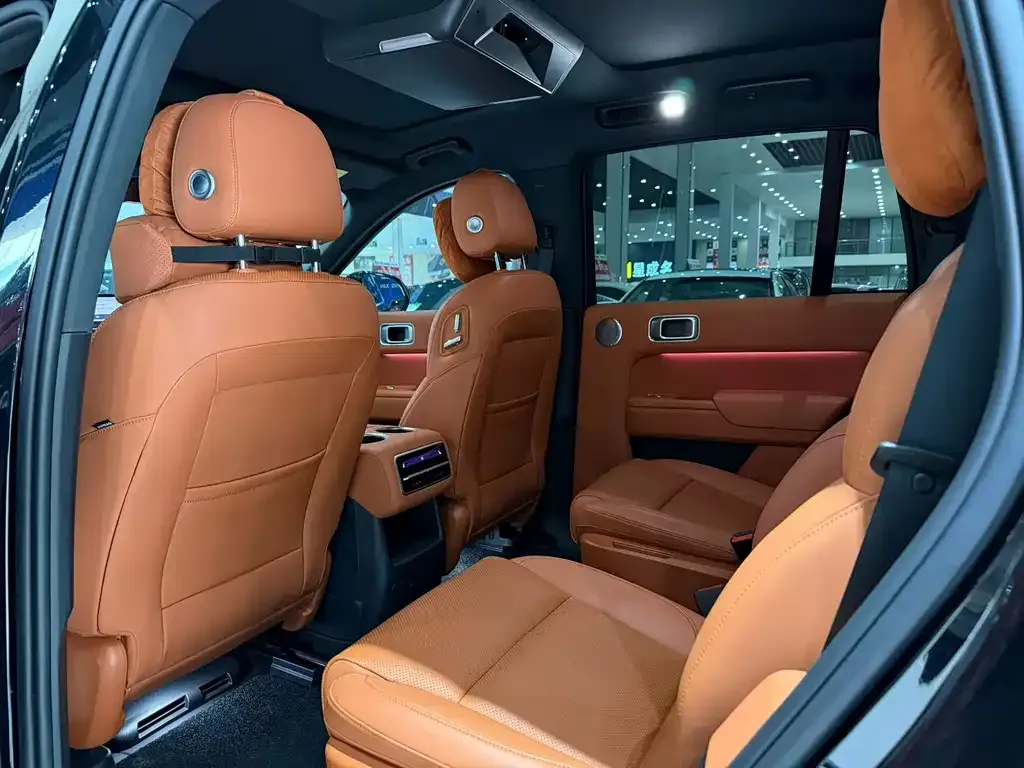 Li Auto L8 2024 из CN, фото 2
