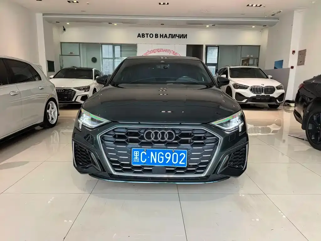 Audi A3 2023 из CN, фото 6