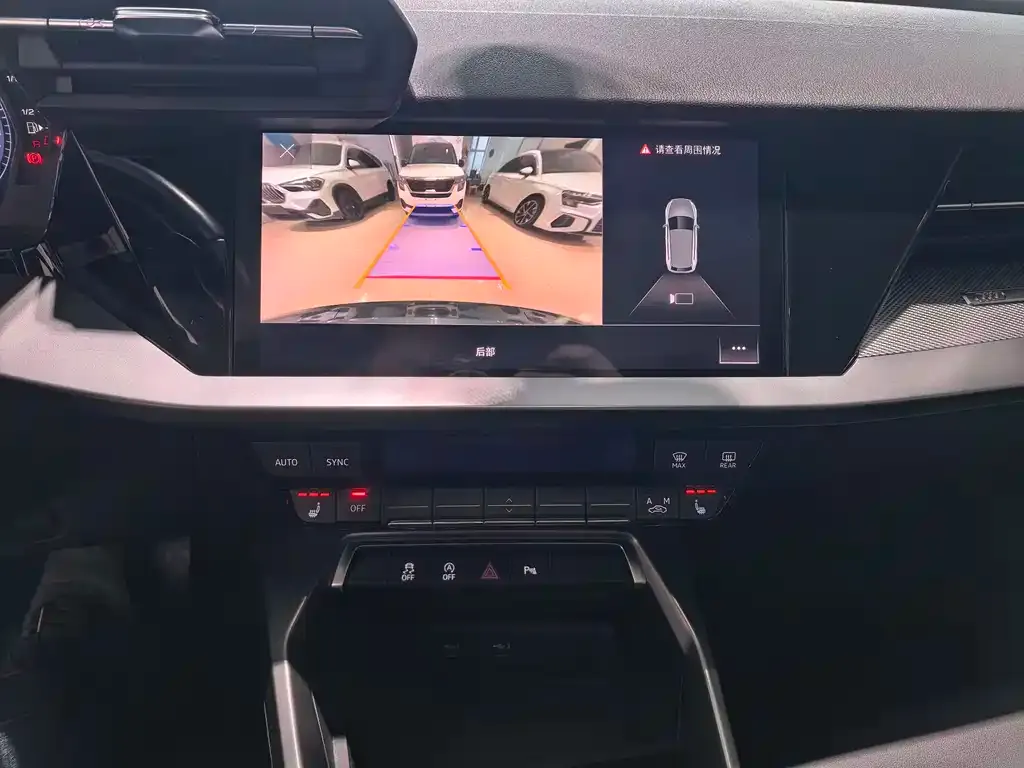 Audi A3 2023 из CN, фото 10