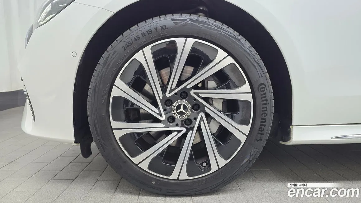 Mercedes-Benz E-Class 2025 из KR, фото 5
