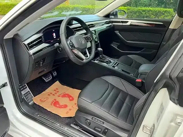 Volkswagen CC 2023 из CN, фото 5