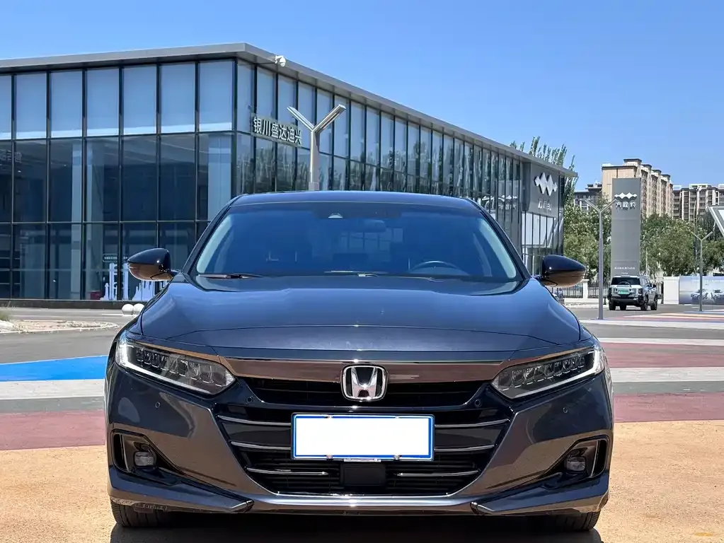 Honda Accord — фото 2