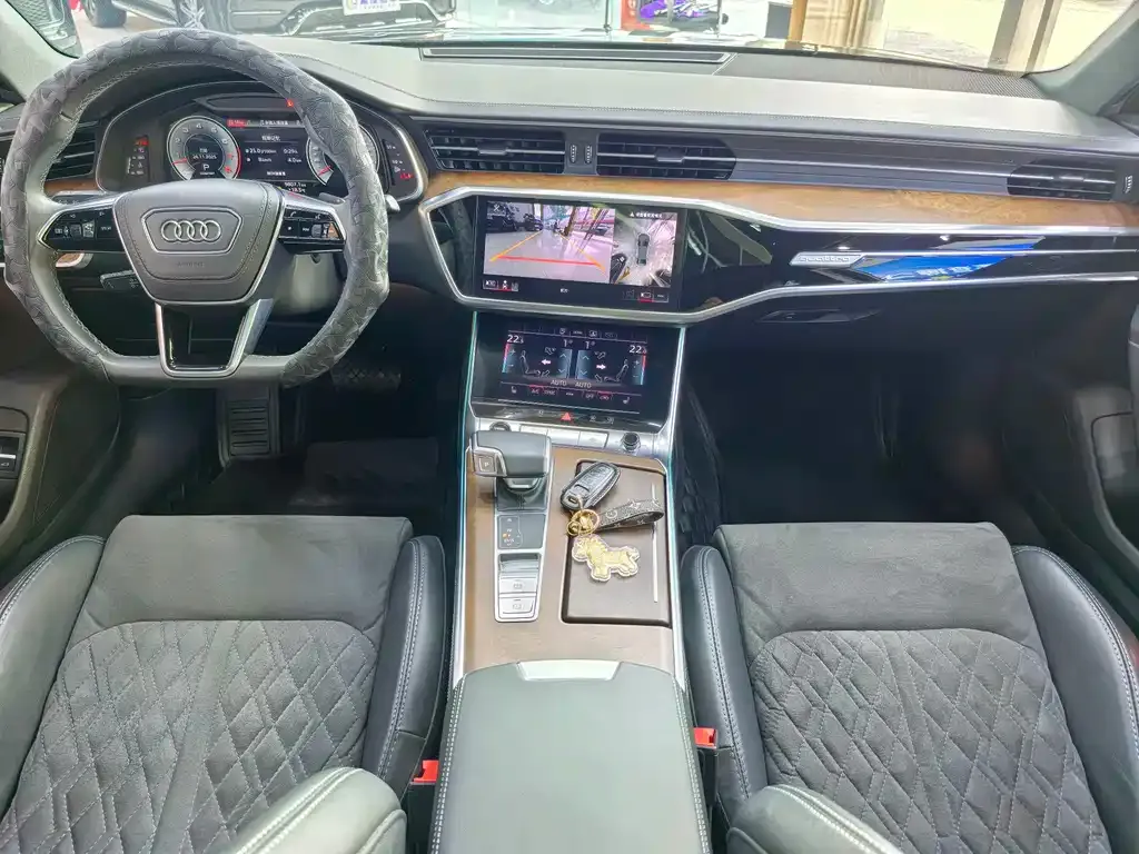 Audi A6L 2023 из CN, фото 3