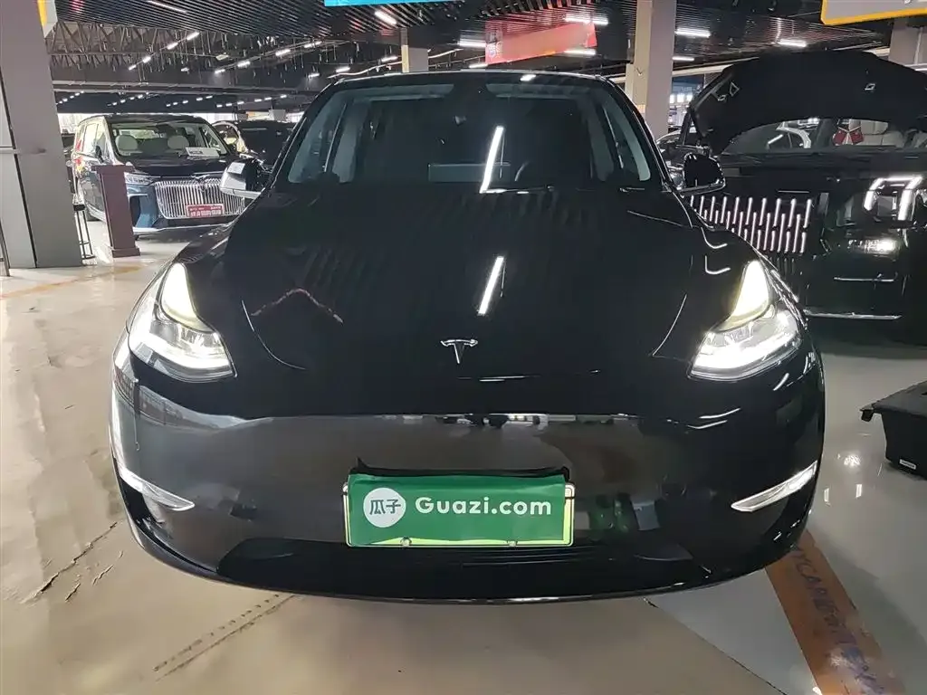Tesla Model Y 2023 из CN, фото 9