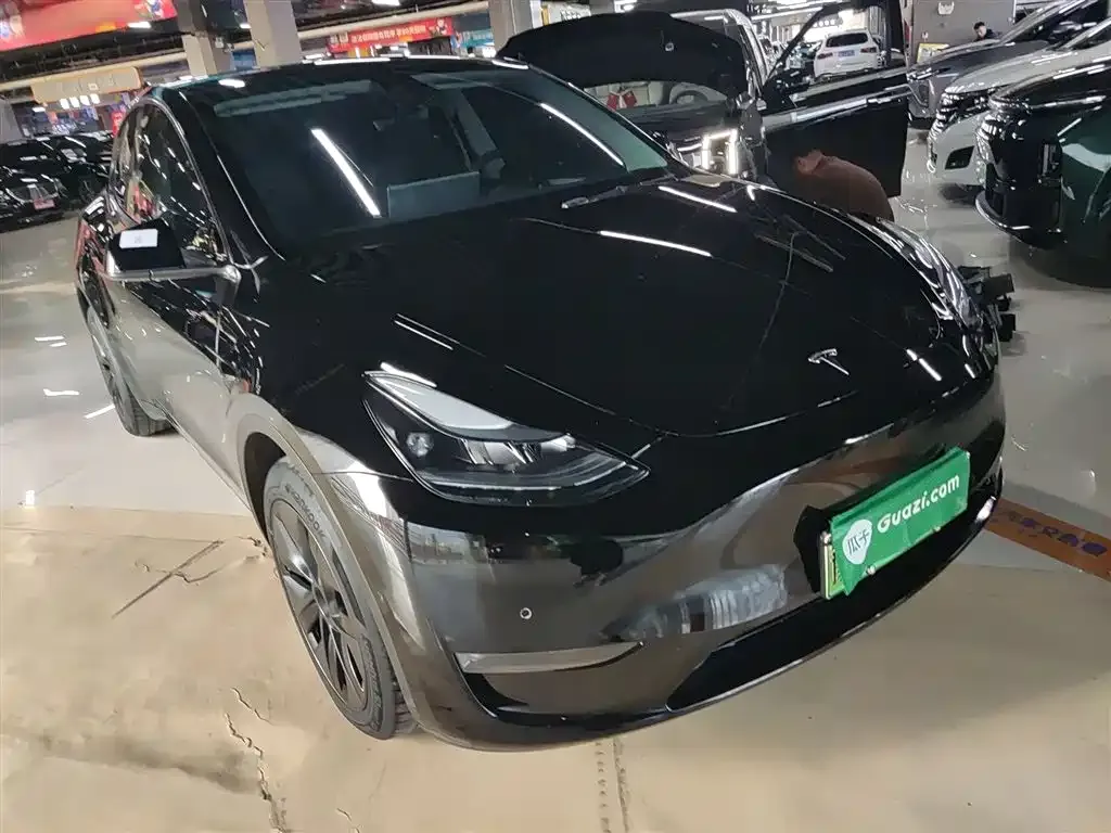 Tesla Model Y 2023 из CN, фото 4