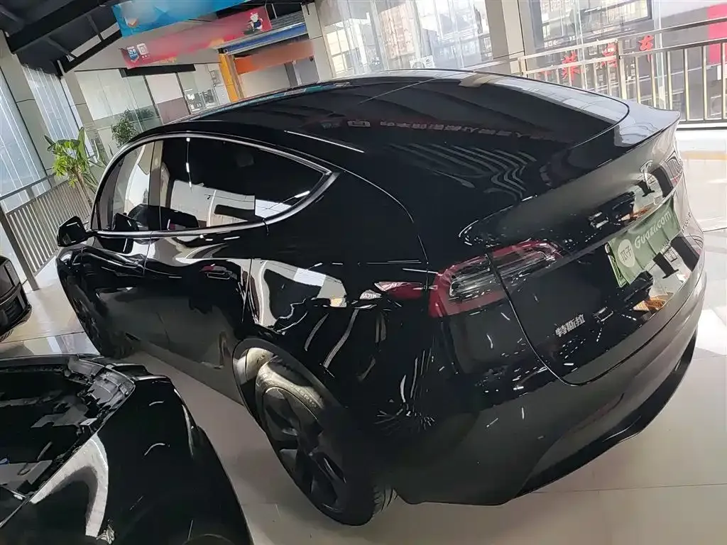 Tesla Model Y 2023 из CN, фото 5