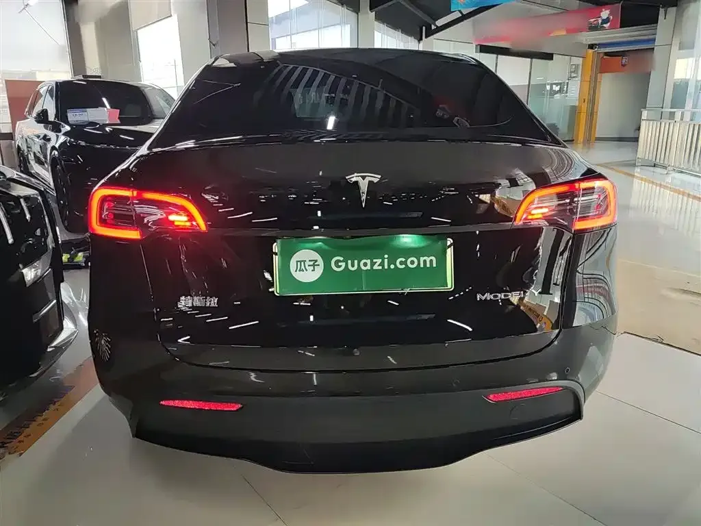 Tesla Model Y 2023 из CN, фото 6