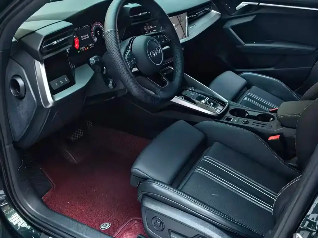 Audi A3 2023 из CN, фото 5