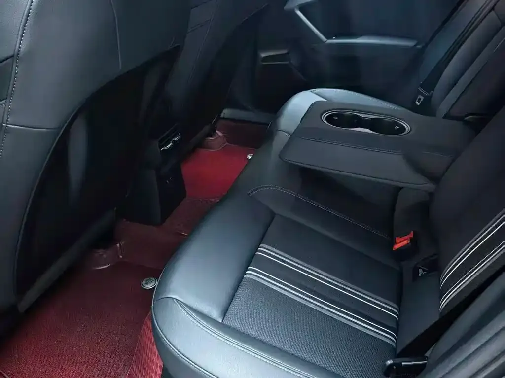 Audi A3 2023 из CN, фото 6