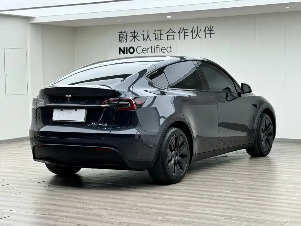 Tesla Model Y 2024 из CN, фото 5