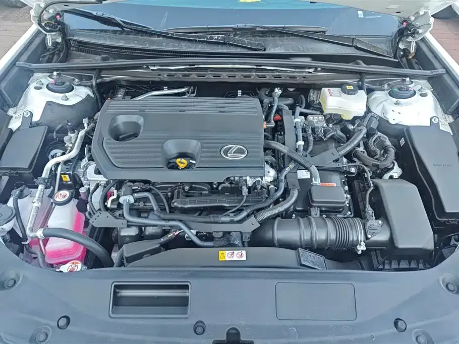 Lexus ES 2025 из CN, фото 7