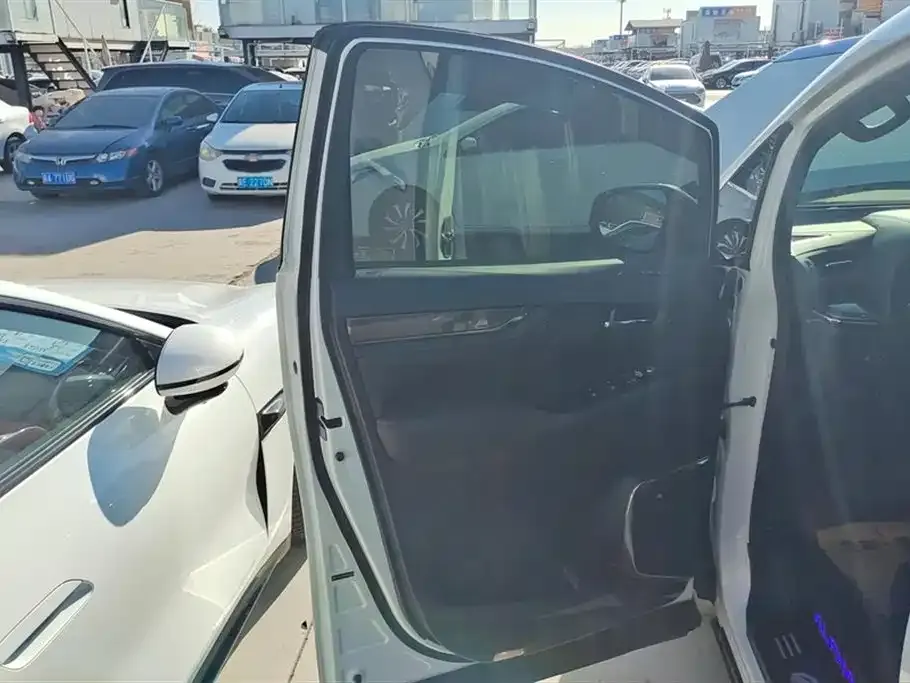Toyota Vellfire 2021 из CN, фото 6