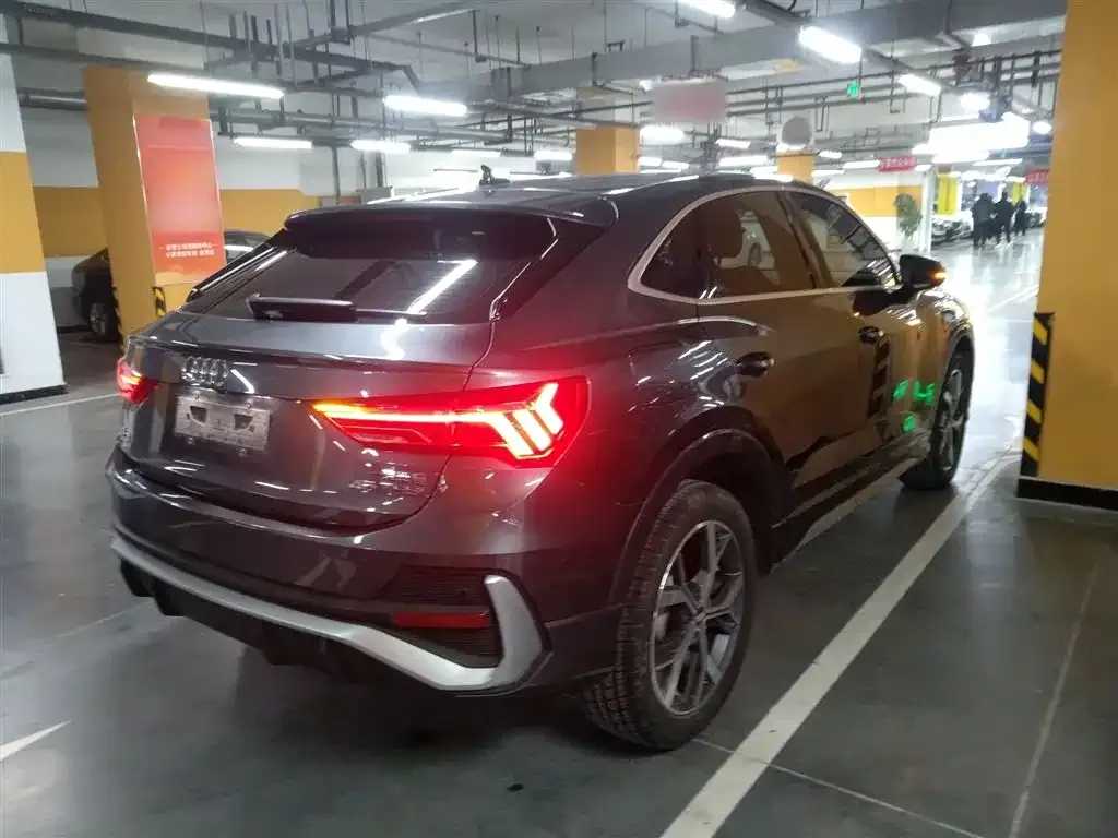 Audi Q3 Sportback 2021 из CN, фото 8