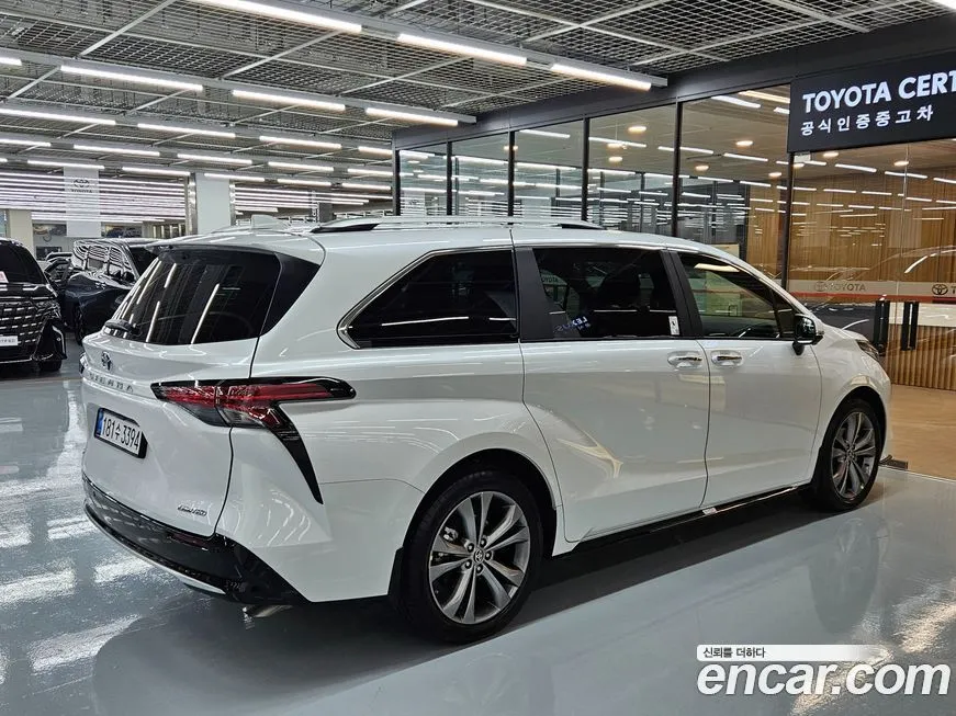 Toyota Sienna 2025 из KR, фото 2