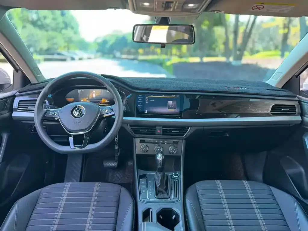 Volkswagen Lavida 2022 из CN, фото 4