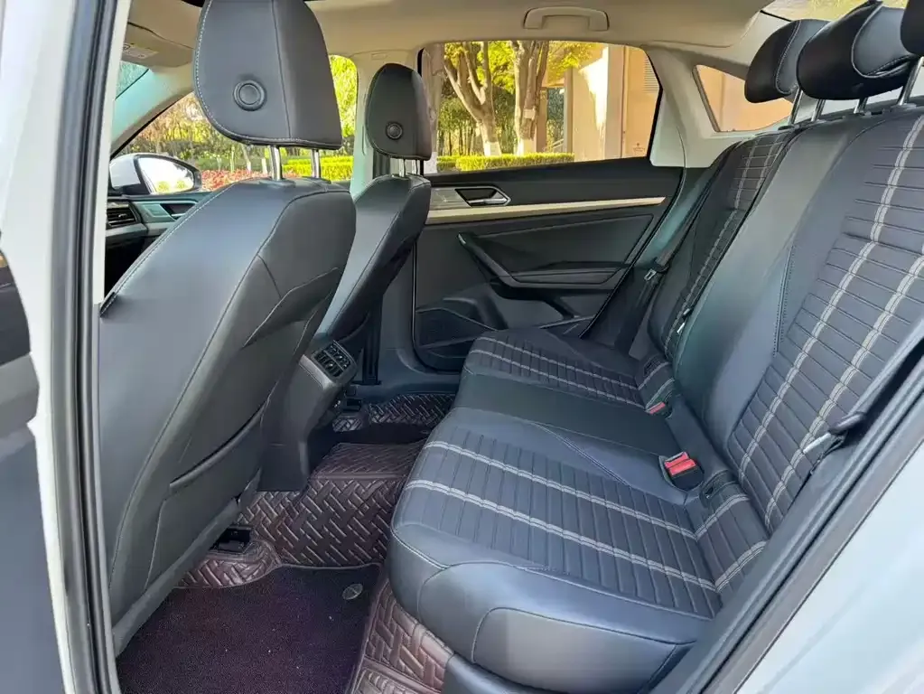 Volkswagen Lavida 2022 из CN, фото 2