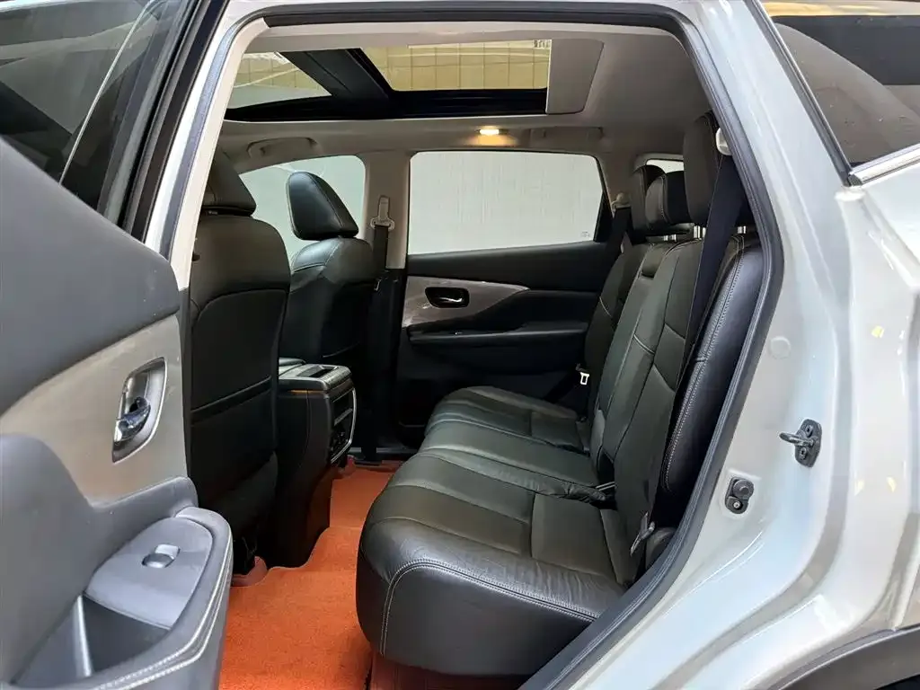 Nissan Murano 2021 из CN, фото 2