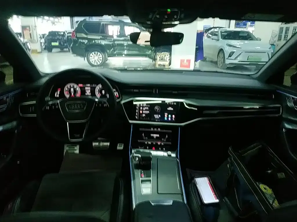 Audi A6L 2023 из CN, фото 3