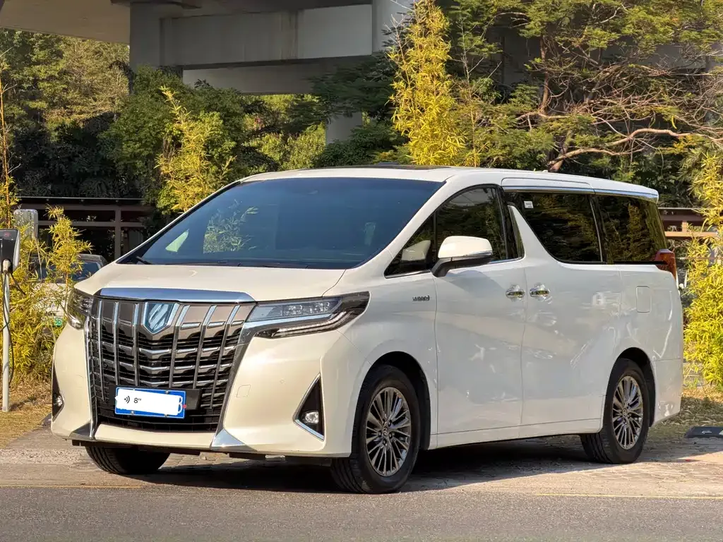 Toyota Alphard 2022 из CN, фото 1