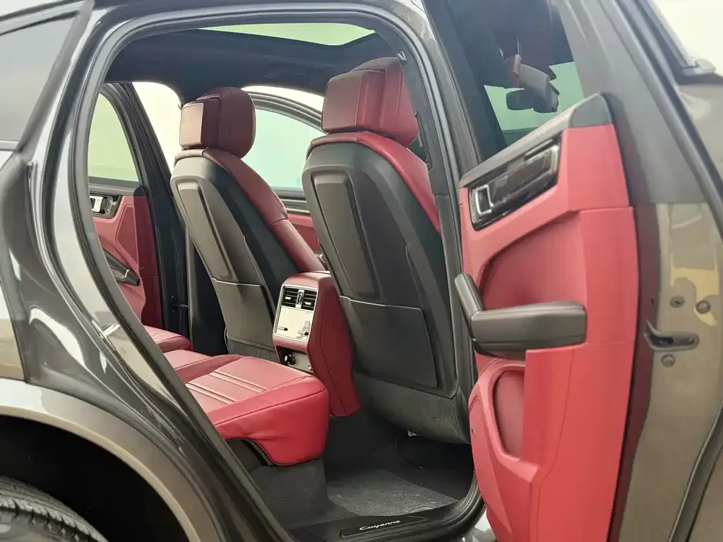 Porsche Cayenne 2022 из CN, фото 9