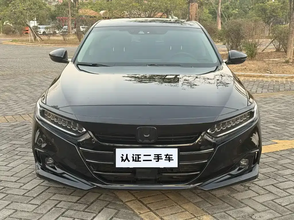 Honda Accord — фото 6