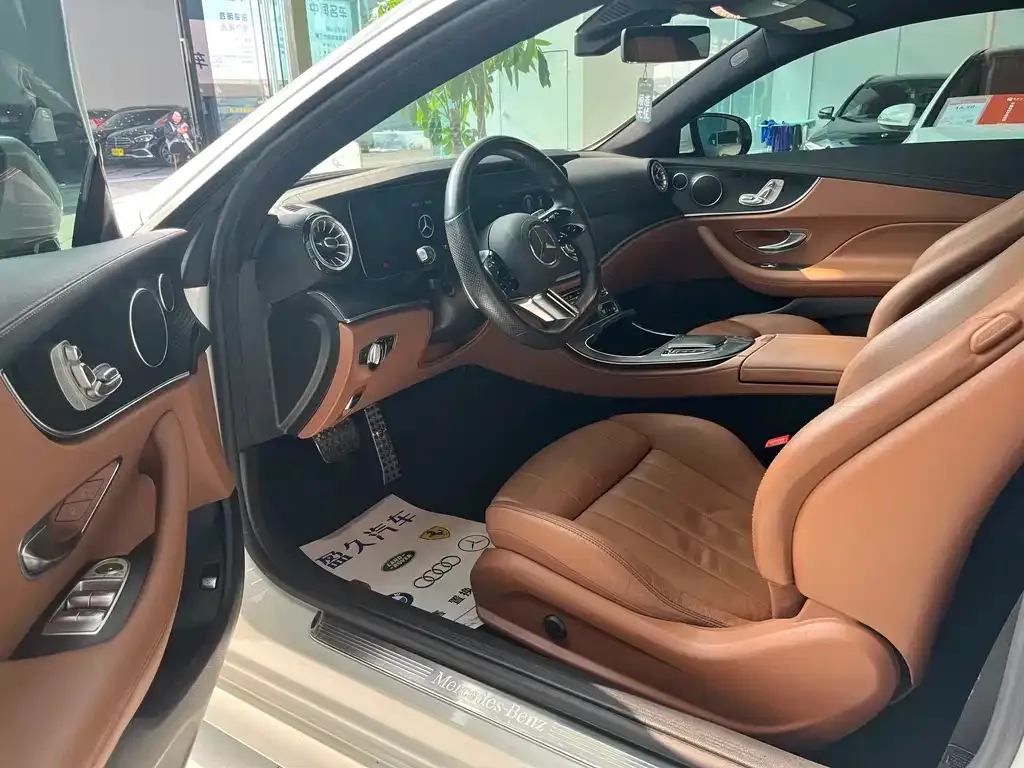 Mercedes-Benz E-Class (Import) 2021 из CN, фото 2
