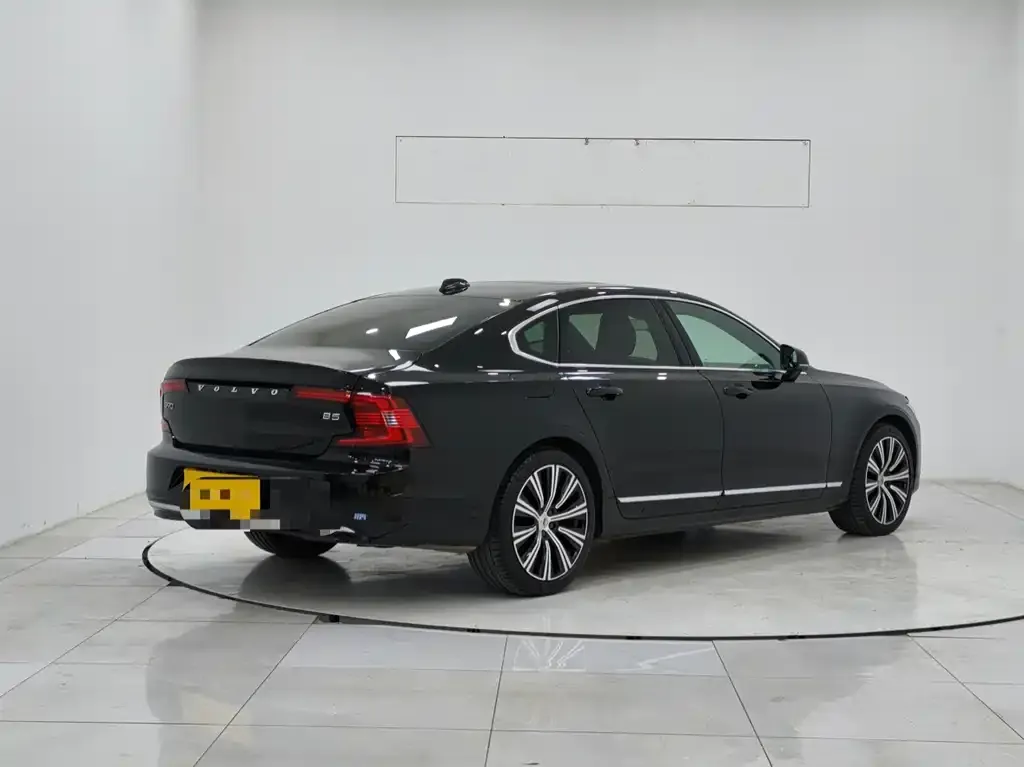 Volvo S90 2024 из CN, фото 5