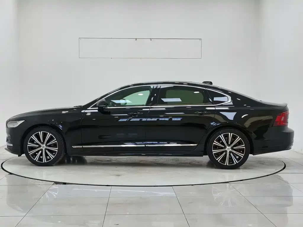 Volvo S90 2024 из CN, фото 7
