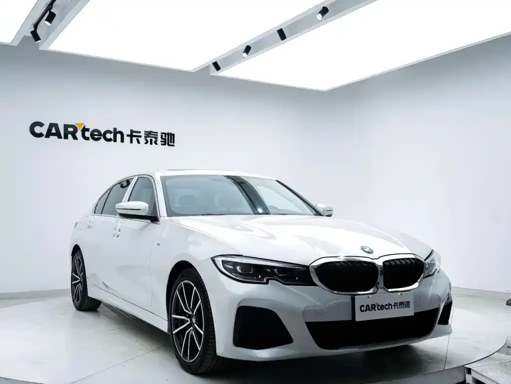 BMW 3 Series 2022 из CN, фото 6