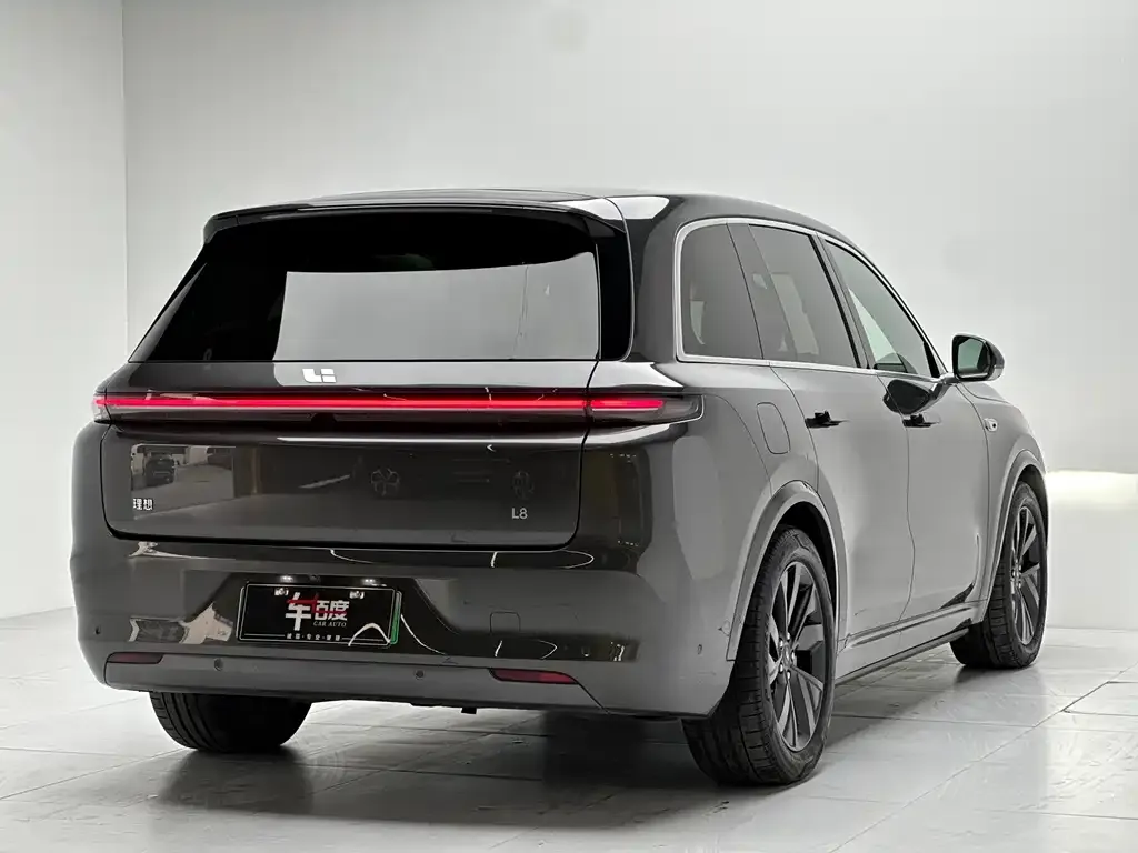 Li Auto L8 2023 из CN, фото 2
