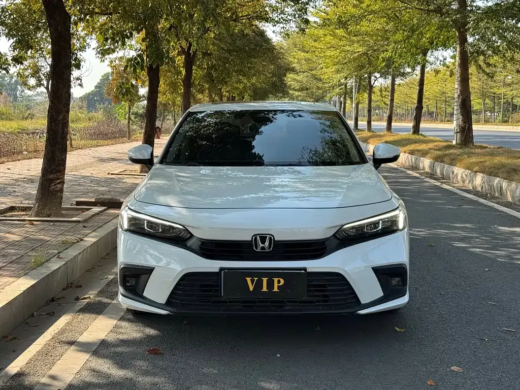 Honda Civic — фото 7