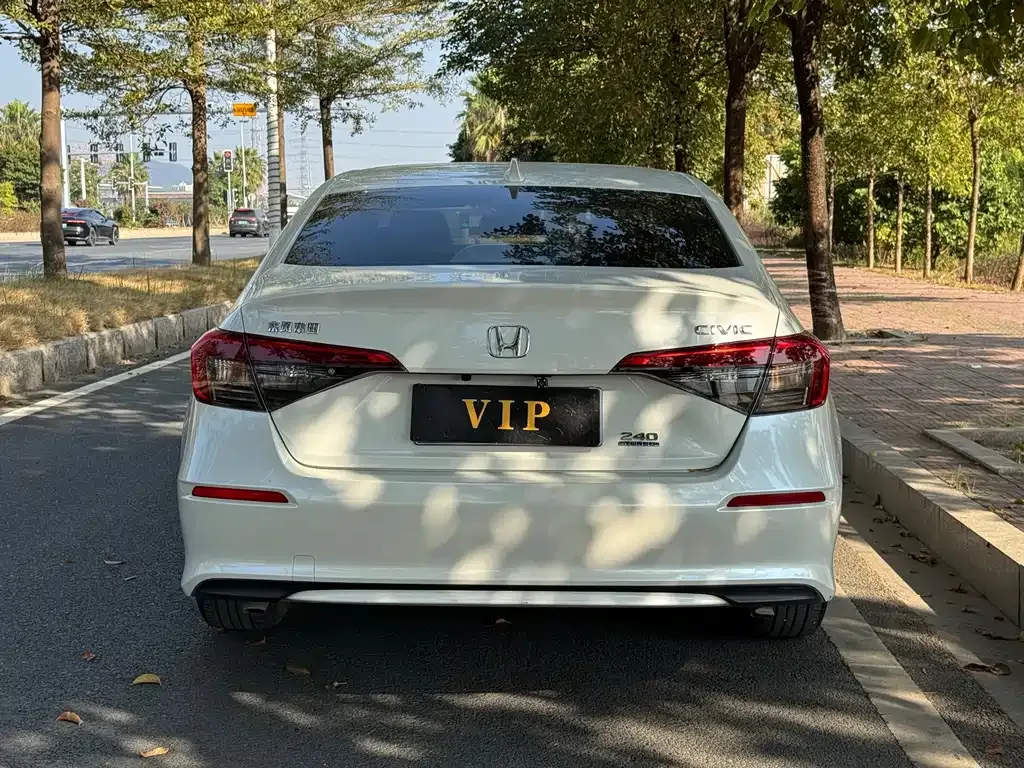 Honda Civic — фото 6