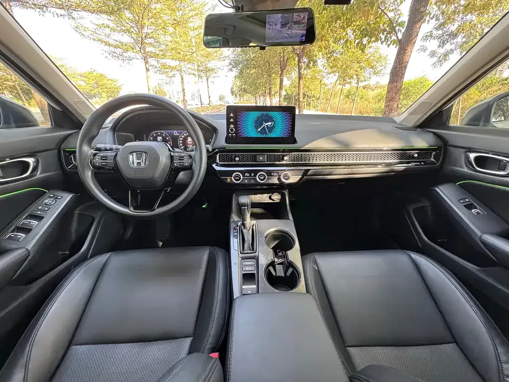 Honda Civic — фото 5