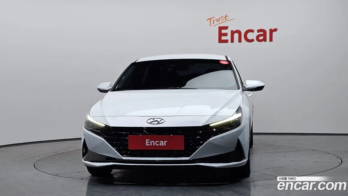 Hyundai AVANTE — фото 2