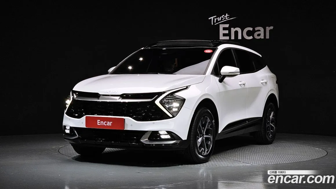 Kia Sportage — фото 1