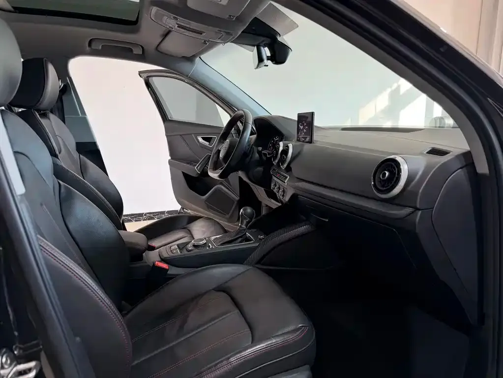Audi Q2L 2022 из CN, фото 8