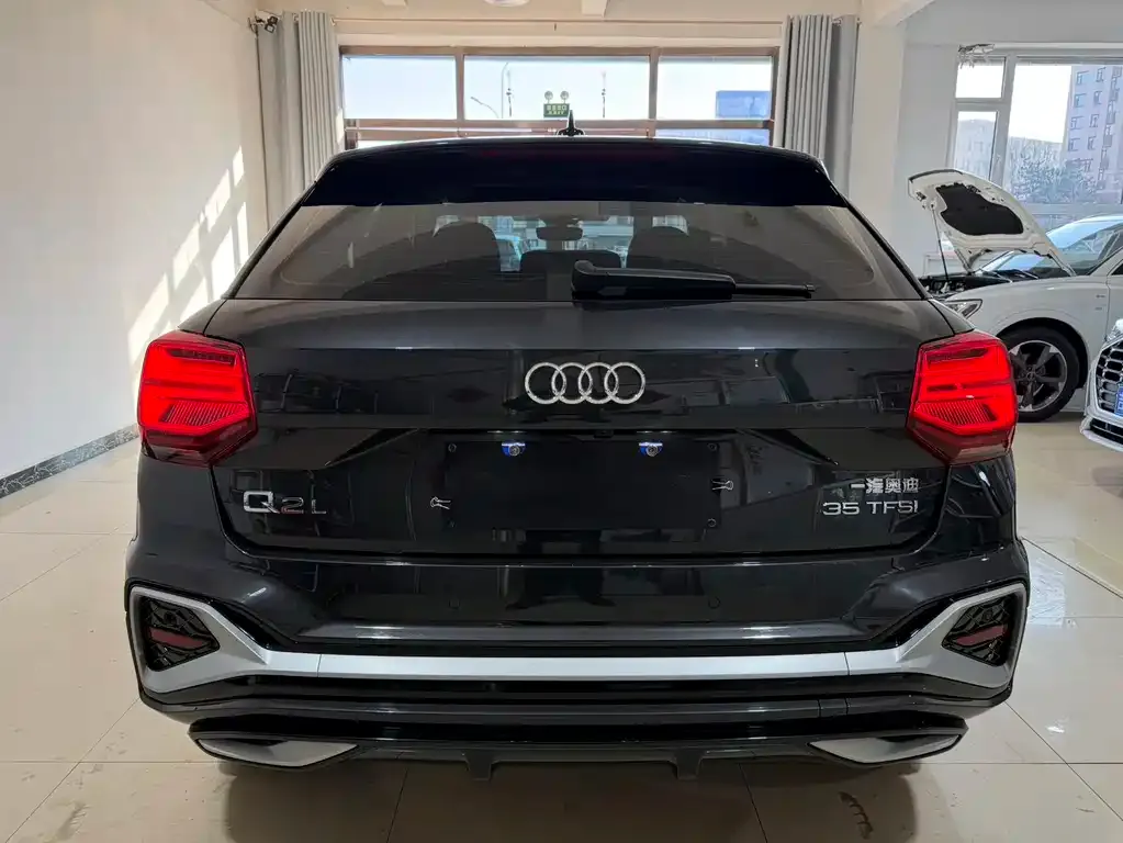 Audi Q2L 2022 из CN, фото 2